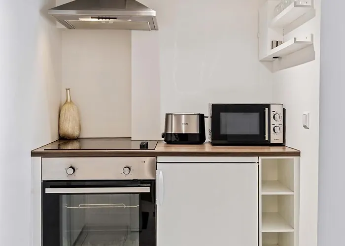 Serene Haven On Rue Du Nord *